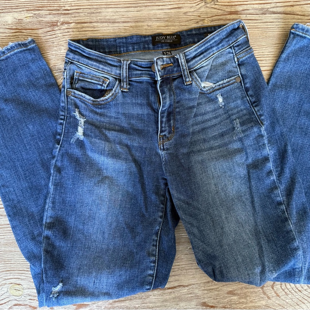 EUC Judy Blue Women's Slim Fit Jeans size 3/26